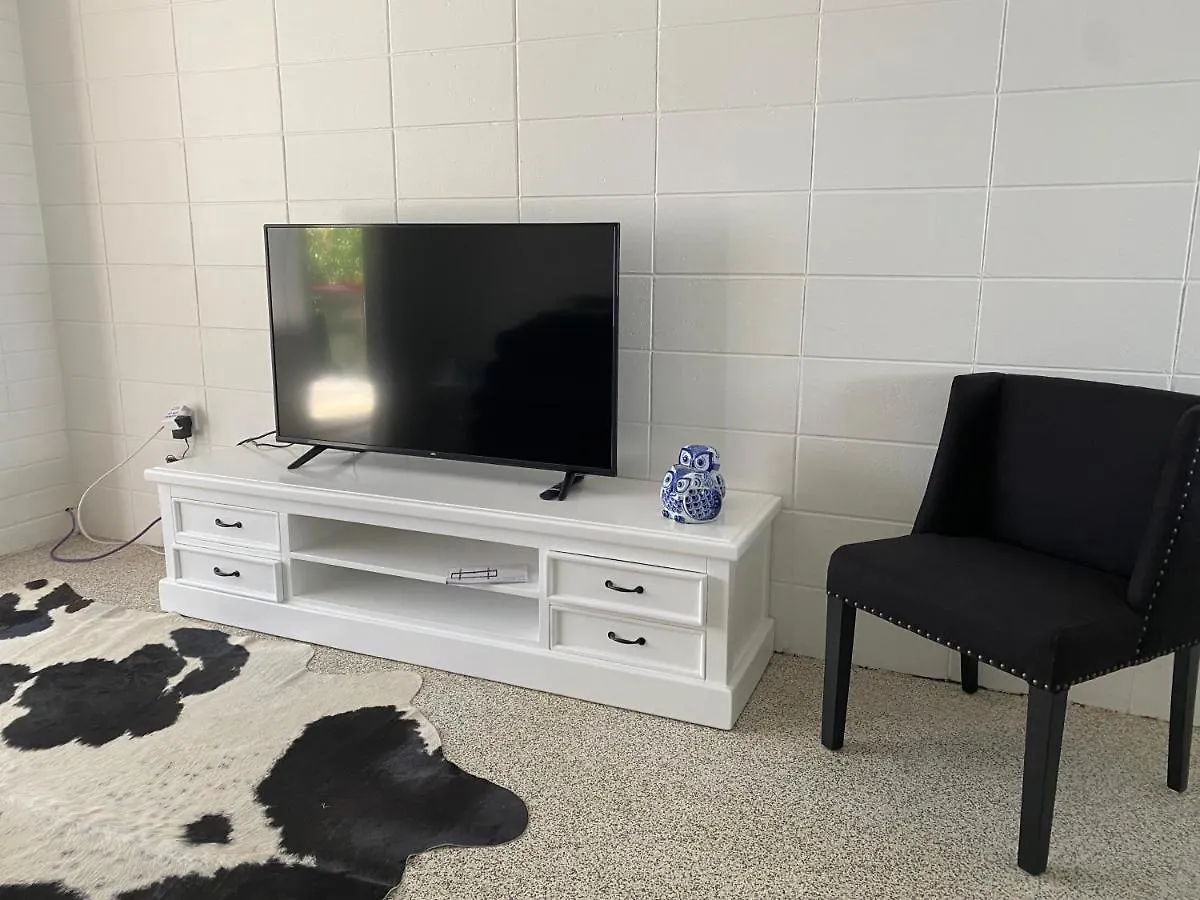 Apartment Convenient And Cosy Near The Riverwalk Maroochydore Australia
